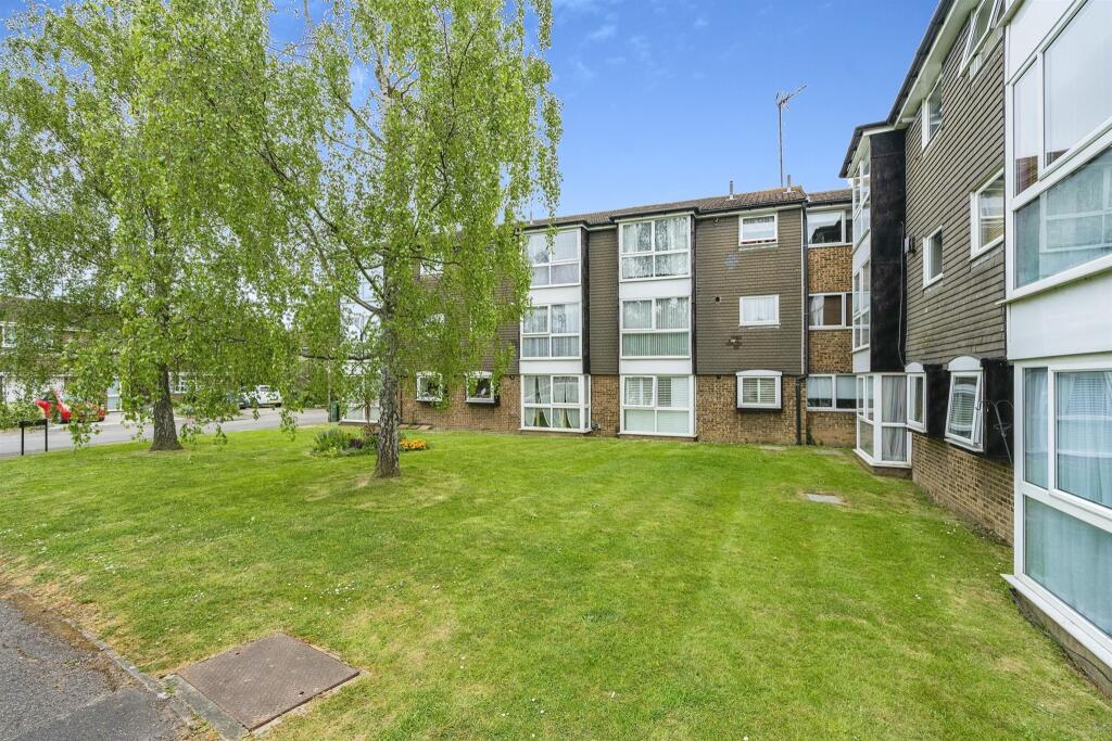 Property image for Wyedale, St Albans, AL2 1TH