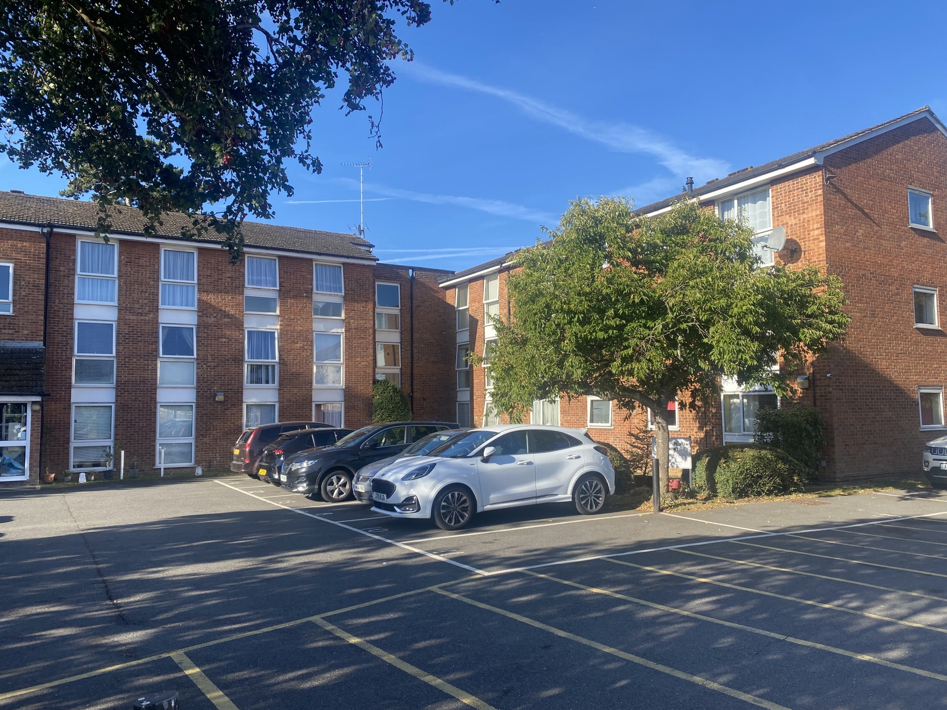 Property image for Thamesdale, St Albans, AL2 1TN