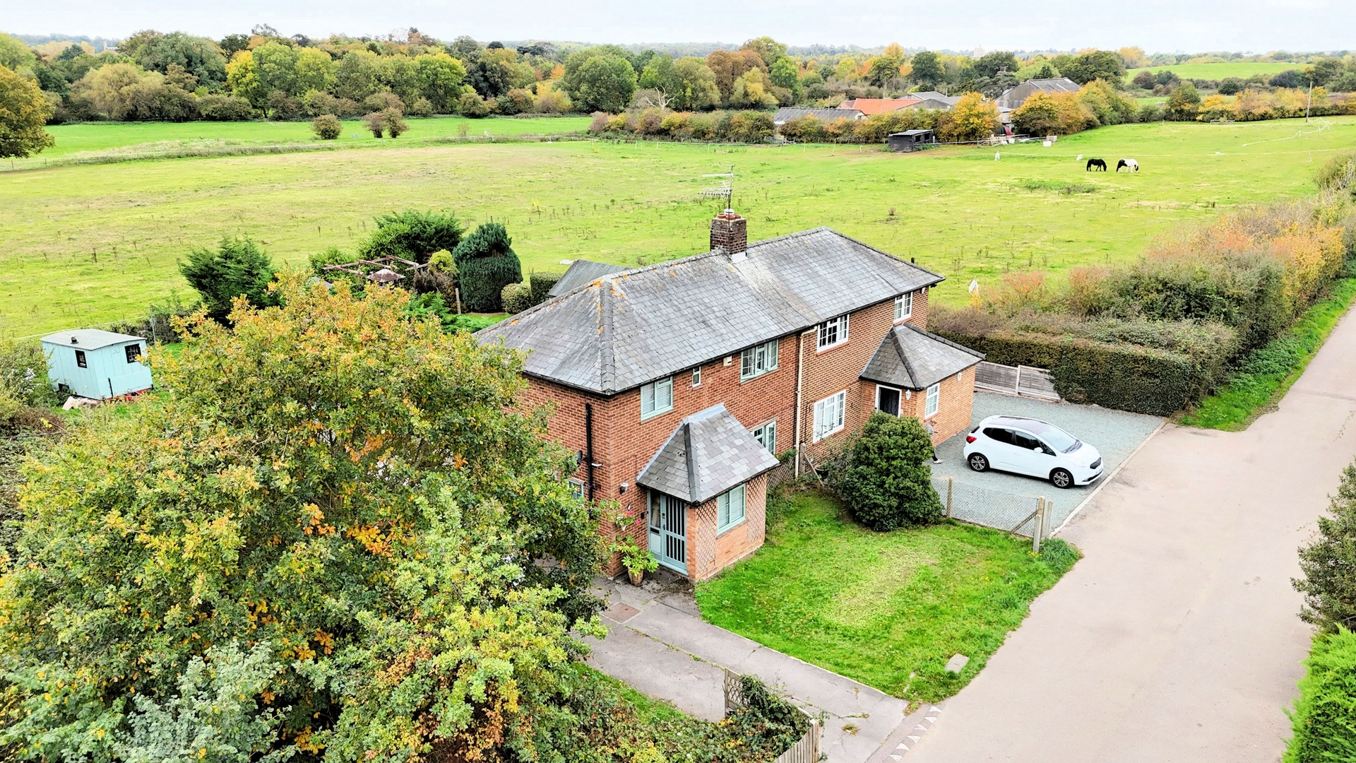Property image for South Farm Cottages, St Albans, AL2 1AD