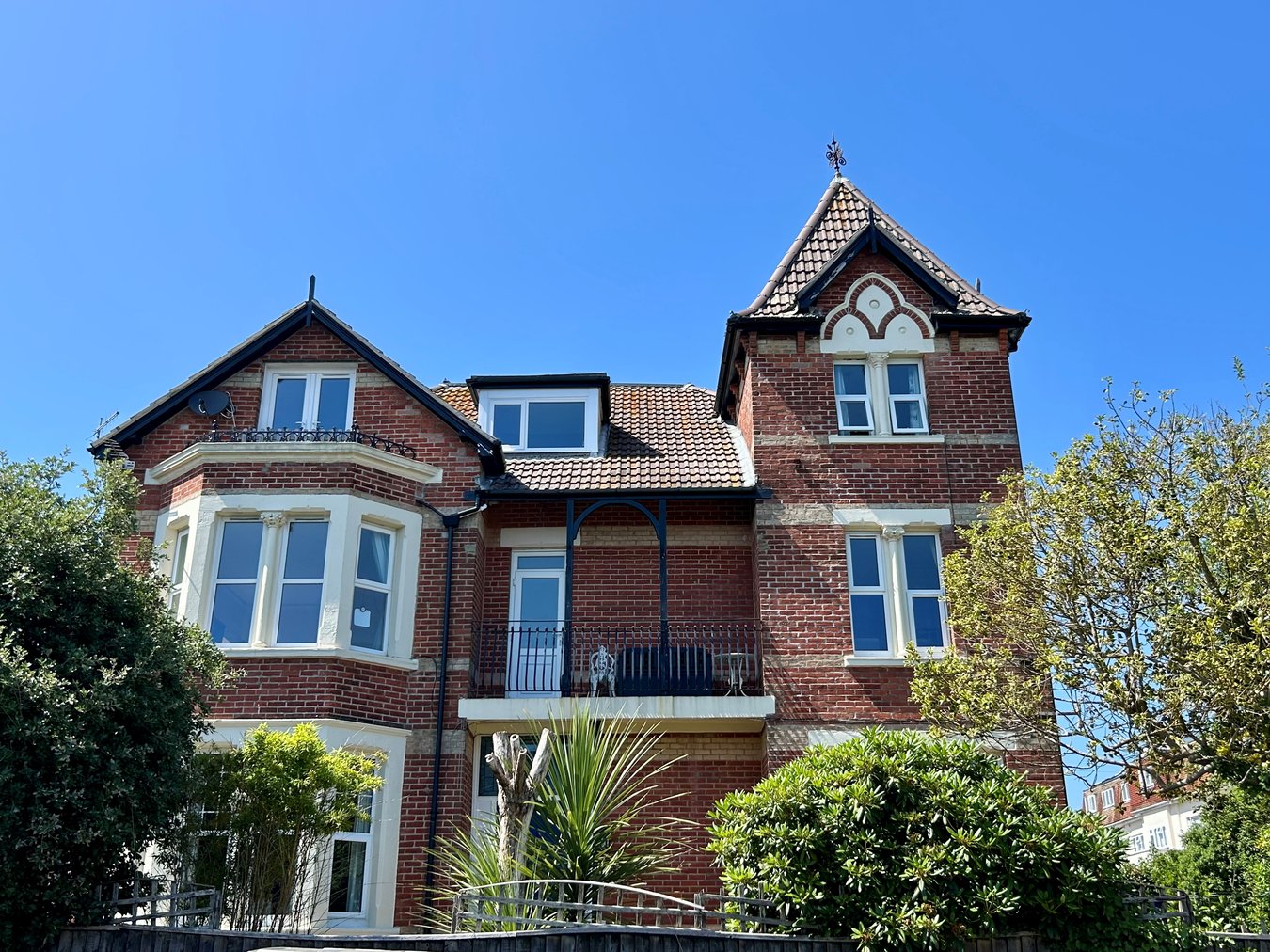 Property image for 11 Burnaby Road, ALUM CHINE, BH4 8JF